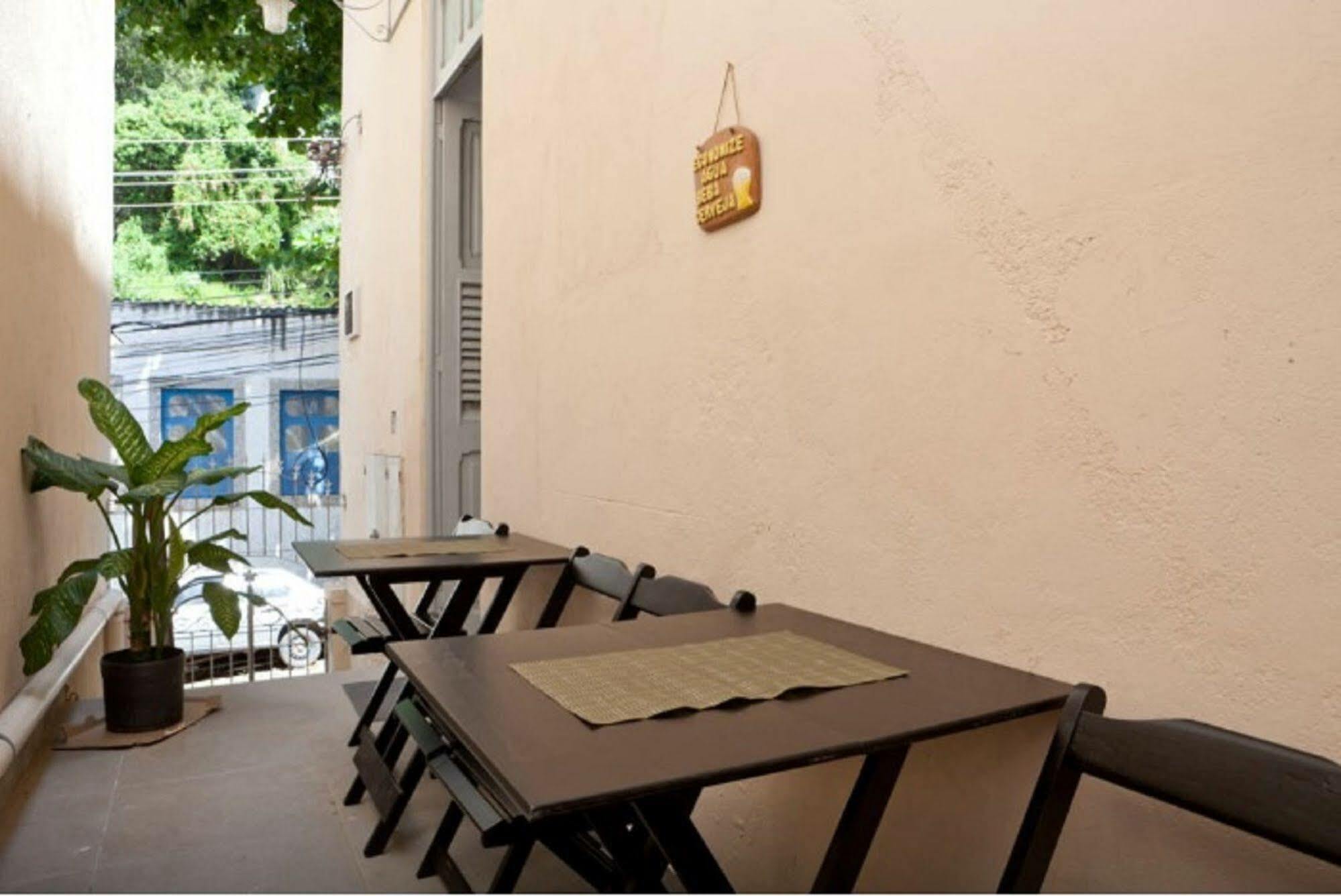 Hostal Rio Earth *